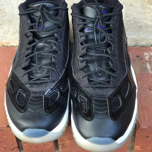 Air Jordan Retro 11 Low IE ‘Space Jam’ Size 12 - Picture 3 of 9